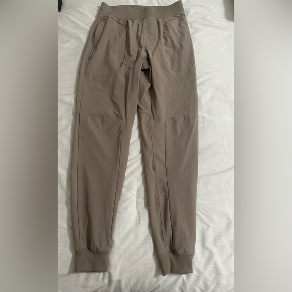 Like New ALO Women's Joggers - Picture 1 of 5